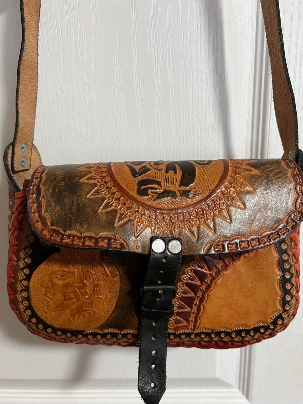 Vintage Hand-Tooled Leather Shoulder/Crossbody Bag in Brown & Tan